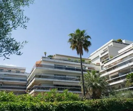 La Rostagne * Αντίμπ